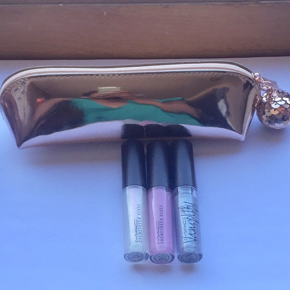 M.A.C. Snow Ball Mini Lip Gloss Kit